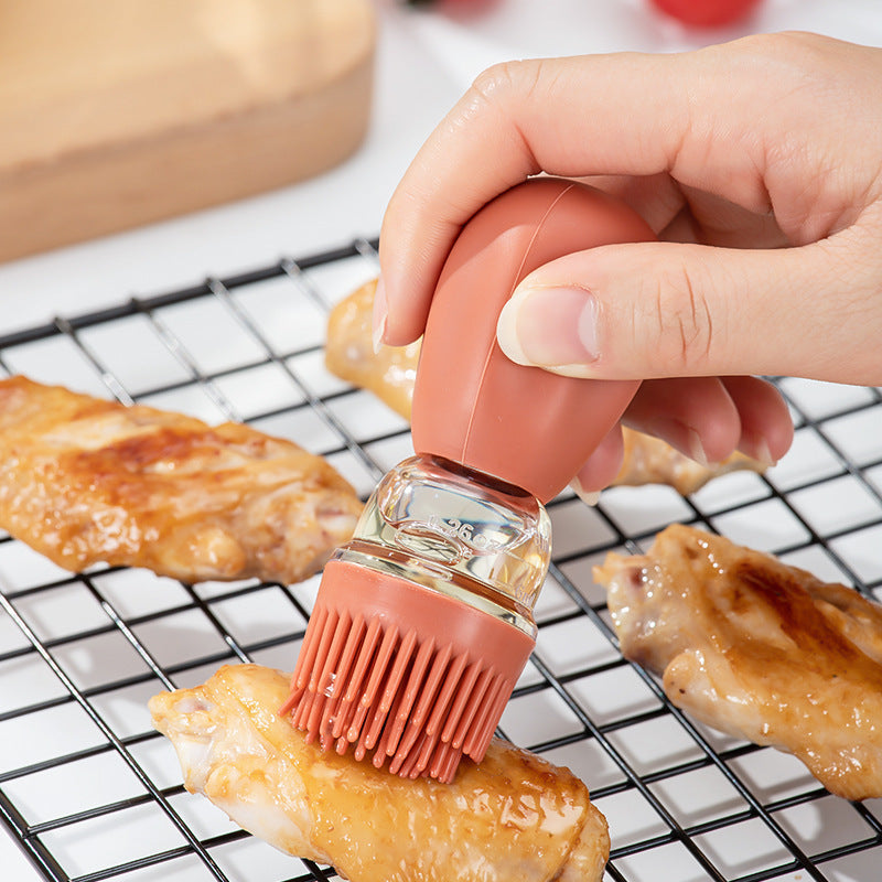 Quantitative oil pot with silicone oil brush bottle kitchen household baking brush pouring integrated measurable glass oil absorption bottle